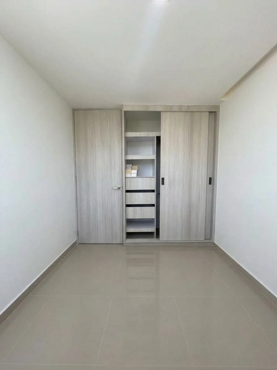 Medio closet